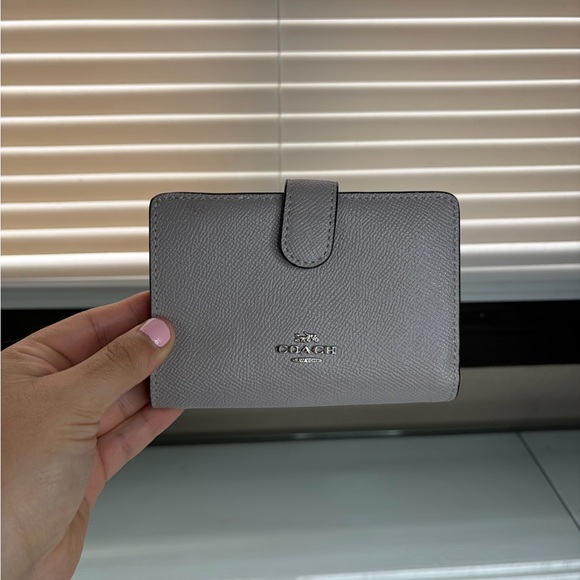 Coach Handbags - Coach Light Gray Leather Card Holder